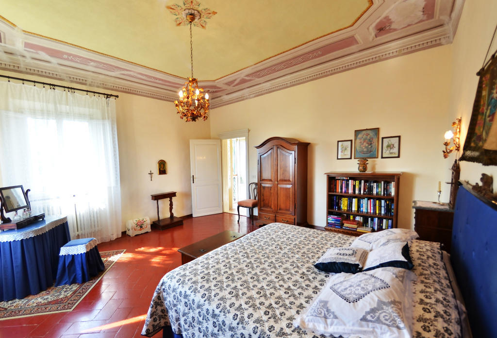 Villa Buonaparte San Miniato Zimmer foto