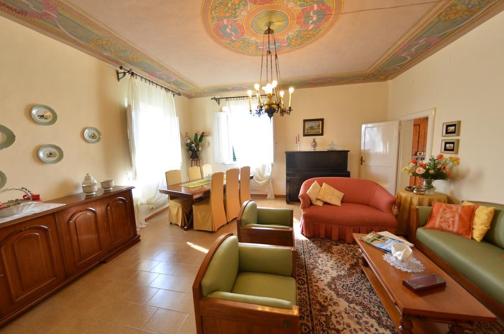 Villa Buonaparte San Miniato Zimmer foto