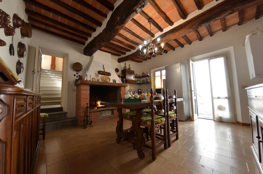 Villa Buonaparte San Miniato Zimmer foto